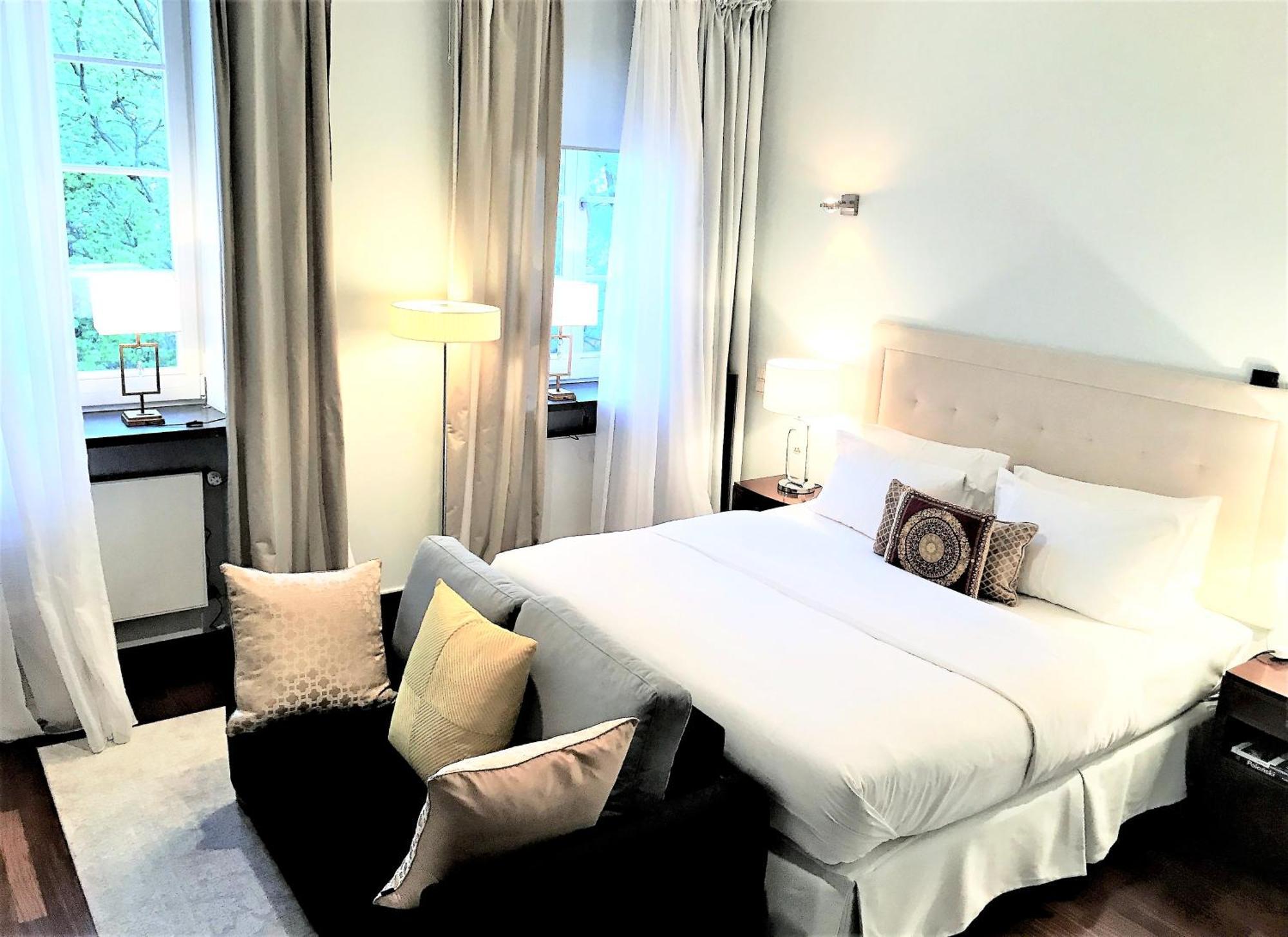 Luxury Apartments Mondrian Market Square III Varsóvia Quarto foto